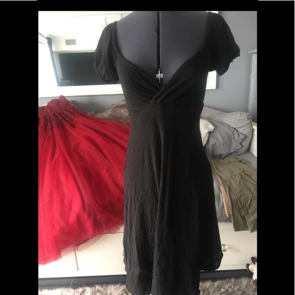 Silk Spring dress - Picture 2 of 3